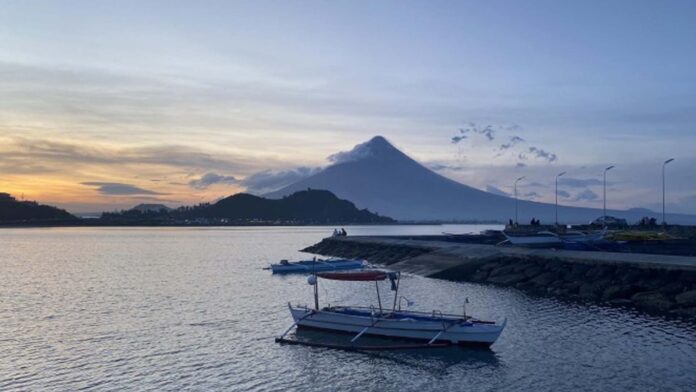 20240121-PAGEONE-Mayon-Volcano